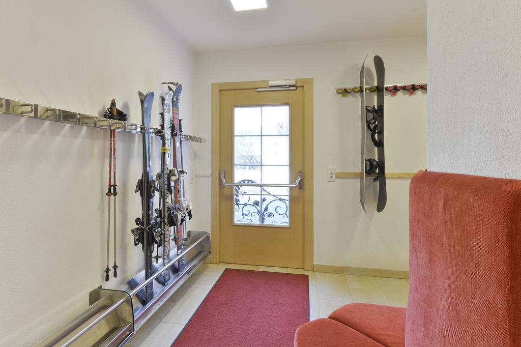 Haus Wallis Hotel Lech am Arlberg Bagian luar foto
