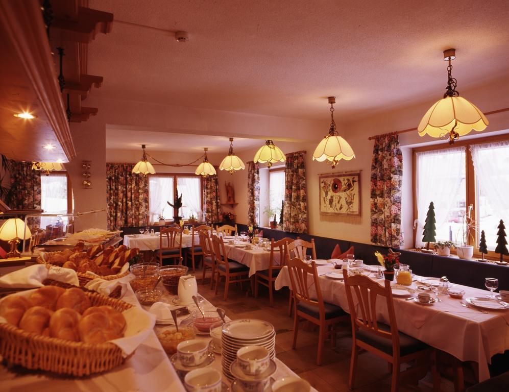 Haus Wallis Hotel Lech am Arlberg Bagian luar foto