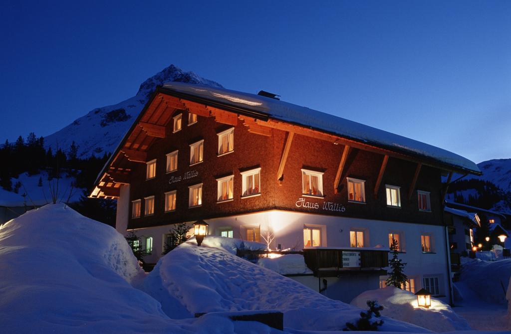 Haus Wallis Hotel Lech am Arlberg Ruang foto