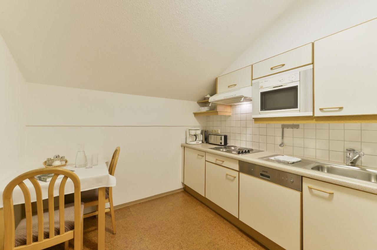 Haus Wallis Hotel Lech am Arlberg Bagian luar foto
